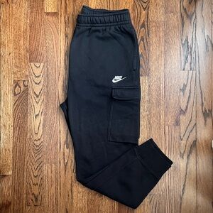 GUC Men's Nike Cargo Sweatpants Joggers Black Medium